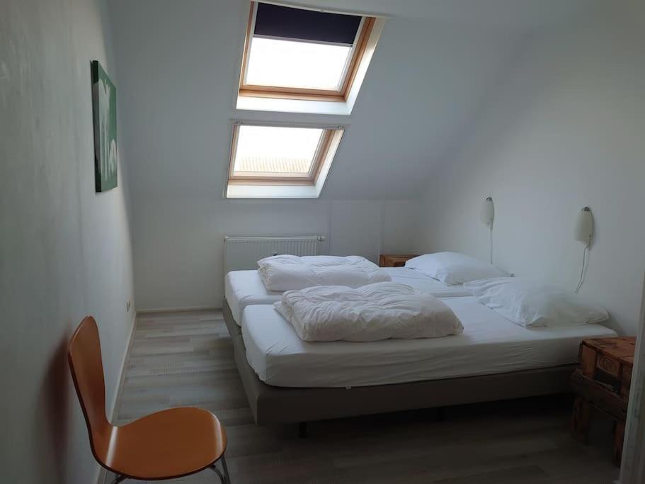 De Oostkamer; Eiland Appartement Naast Natuurgebied Boschplaat Oosterend  Экстерьер фото